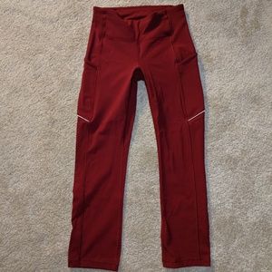 Lululemon- speed up crop